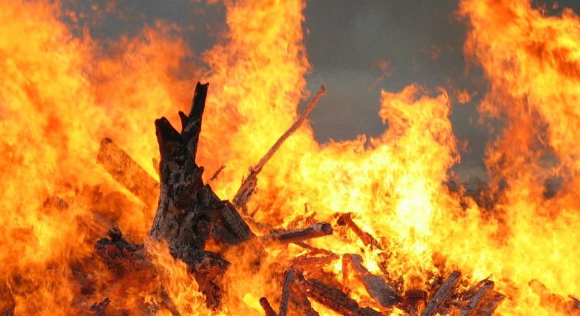 Pánikba kergette néhány AI-kép egy középiskolában tanulók szüleit, a tűzoltók is kivonultak Texasban