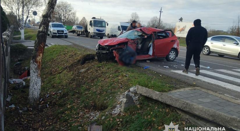 Súlyos baleset: zebrán ütöttek el egy gyalogost a Técsői járásban