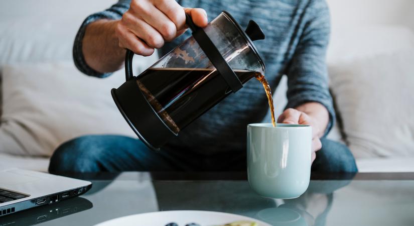 Egyre többen dobják ki modern kávéfőző készüléket, inkább visszatérnek ehhez!