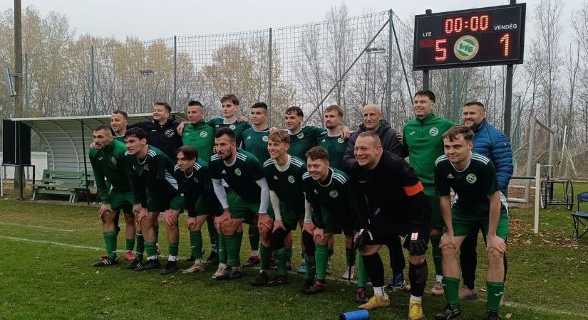 A Lakitelek parádés játékkal győzte le a listavezetőt