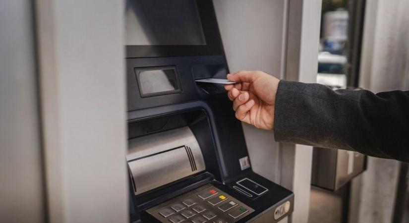 Magyarcsanád hatalmasat nyer az új bankautomatával, évi több mint 2 milliót – videóval