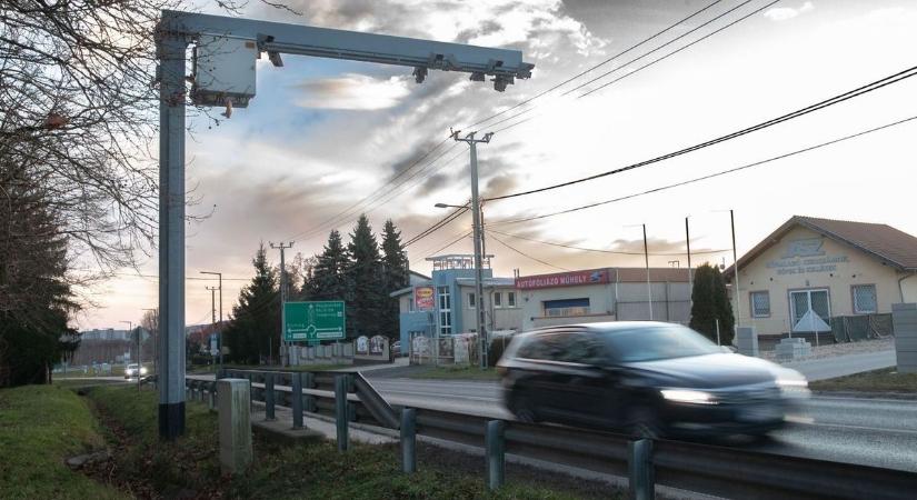 Vége a száguldásnak! Intelligens sebességszabályozót kapnak a gyorshajtók