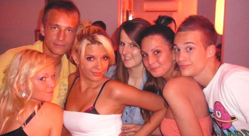 A Color Café aranykora – újabb retro bulifotók kerültek elő (GALÉRIA)