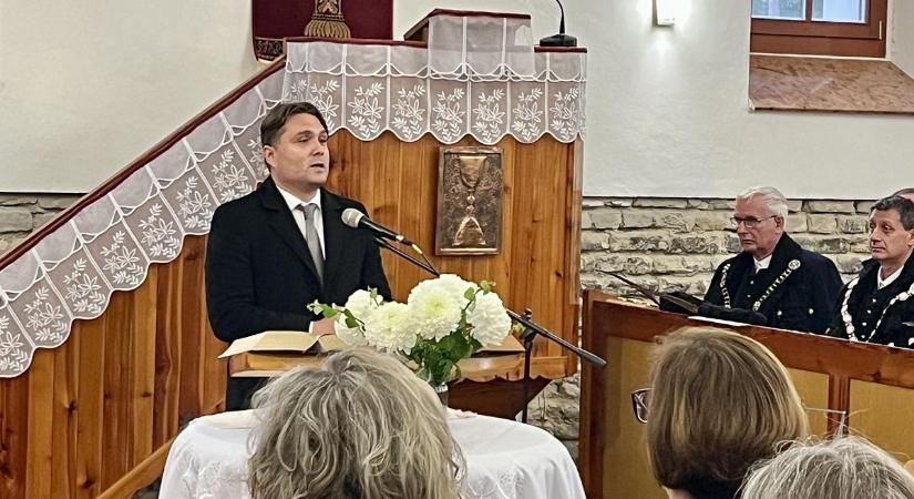 Felkiáltójelet hagytak Csicsón