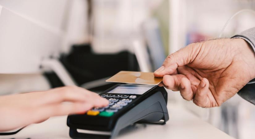 Banki leállások jönnek, a kártyás fizetés és több online szolgáltatás is kieshet