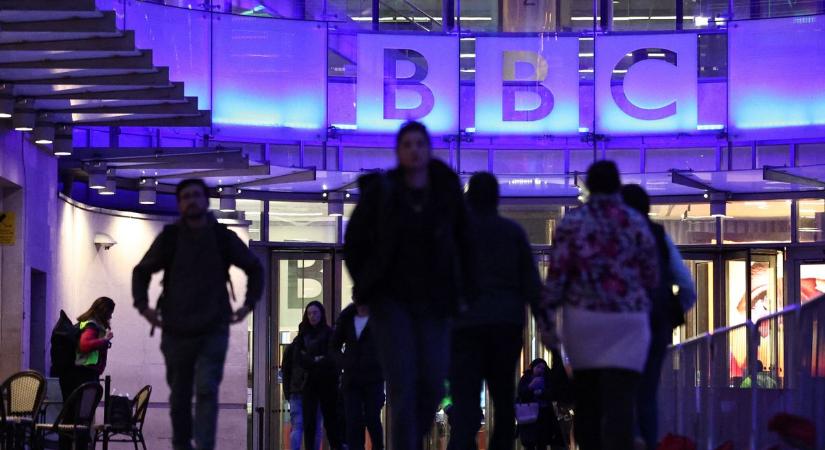 Ennyit követel Trump a BBC-től, Magyarországon nagyvállalatot lehetne venni érte