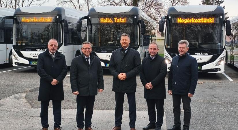 Helló, Tata! Megérkezett a hat új Ikarus elektromos busz