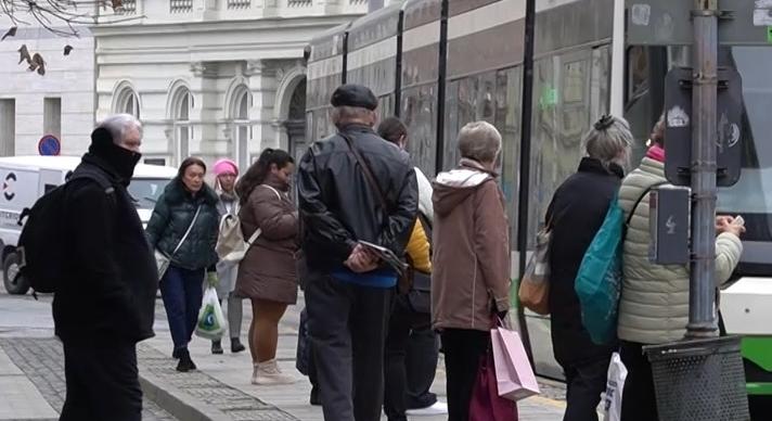 Tovább folytatódik a szépkorúak megbecsülése Miskolcon  videó