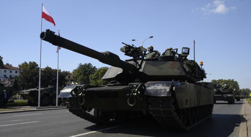 Összeült öt NATO-hatalom védelmi minisztere