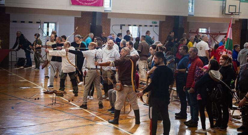 Minden eddiginél több íjász gyűlt össze: közel 150 íjász a Szélmalom Kupán