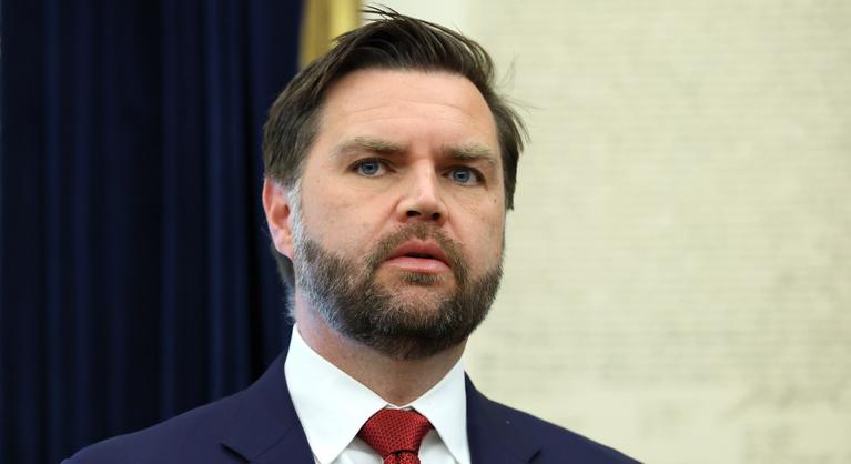 Baleset történt az amerikai alelnök konvojában, egy rendőrt súlyos állapotban vittek kórházba