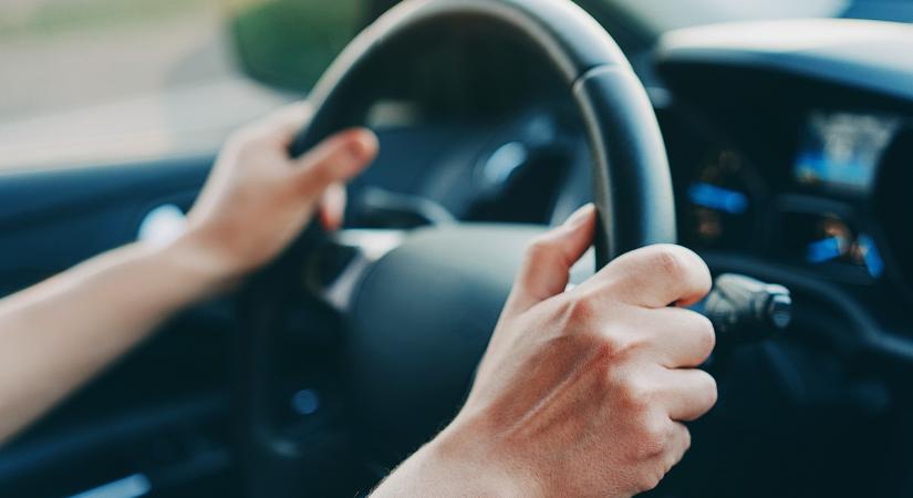 Rejtett buktatóra figyelmeztetnek: van egy helyzet, amikor nagyon rosszul járhat, ha volán mögé ül