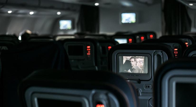 Váratlan leállt egy fapados, az utasokat arra kérik, ne menjenek ki a reptérre