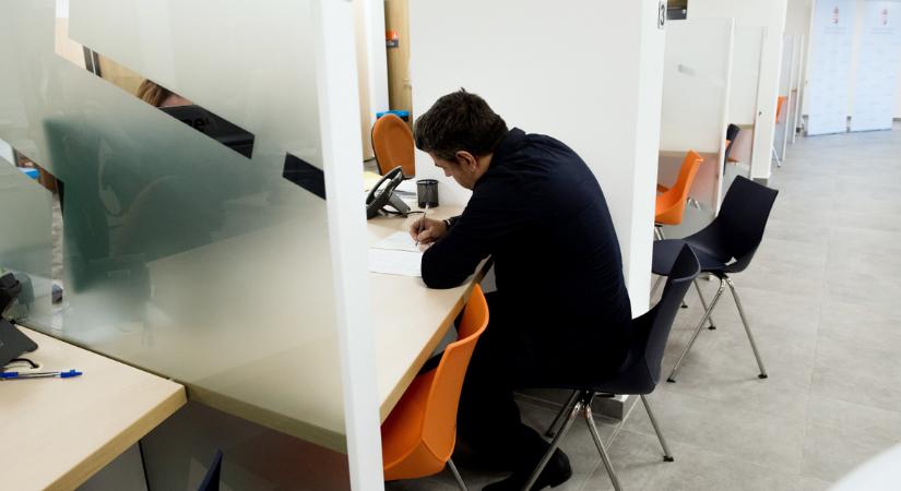 Az új luxus: emberrel beszélni az ügyfélszolgálaton