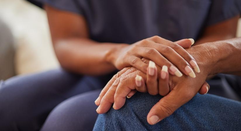 Hospice dolgozók szervezték meg az esküvőt 2 nap alatt egy rákbeteg vőlegénynek