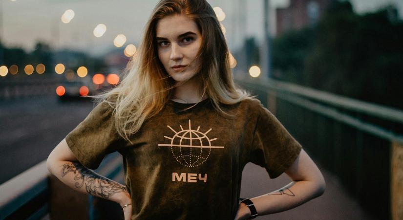 „A pasim azt hitte, a frufrum azért rövid, mert ott lassabban nő a hajam” – A legbutább dolog, amit a párod mondott