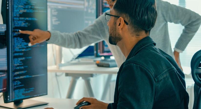 Felhőspecialisták és adatgondnokok: tízmilliókat kereshetnek az irigyelt szakma képviselői