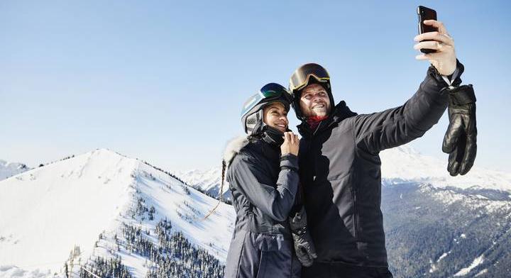 Anyáék nyaralnak, a gyerekek nagyinál maradnak: normális ez?