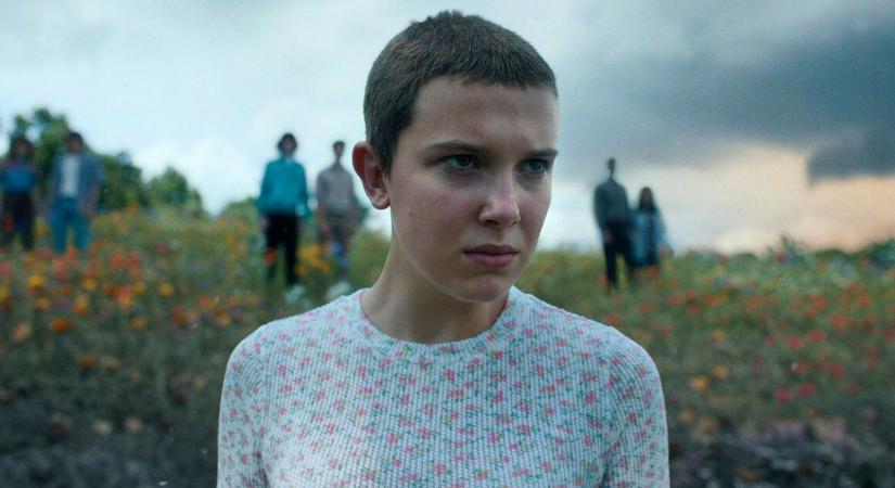 Stranger Things: Millie Bobby Brown besokallt, visszaszólt egy fotósnak és otthagyta a vörös szőnyeget (videó)