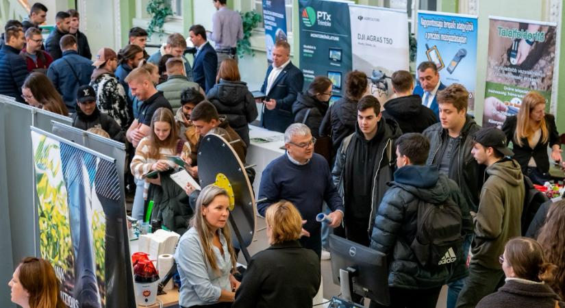 Környezetvédelem és a fenntarthatóság: 40. Óvári Tudományos Nap és Digitális Agrártájoló a Széchenyi István Egyetemen