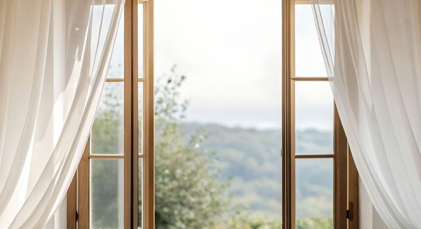 Köd és szitálás idején is fontos: hogyan szellőztessünk helyesen ősszel?