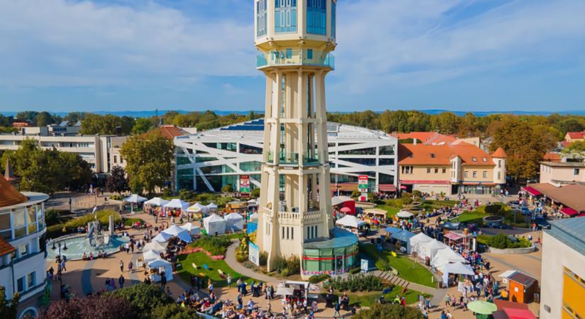 Siófok – itt kezdődik a Balaton!