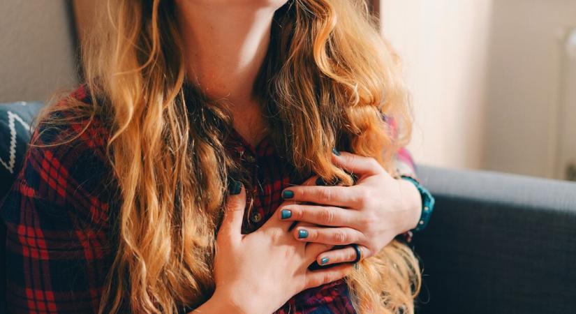 Fájó mellek: a legtöbb nőnél ez okozza – Nem biztos, hogy betegségtünet