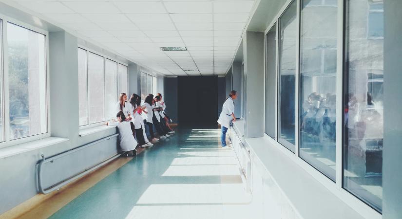 Drámai hír! Rákos beteg a Grace klinika sztárja