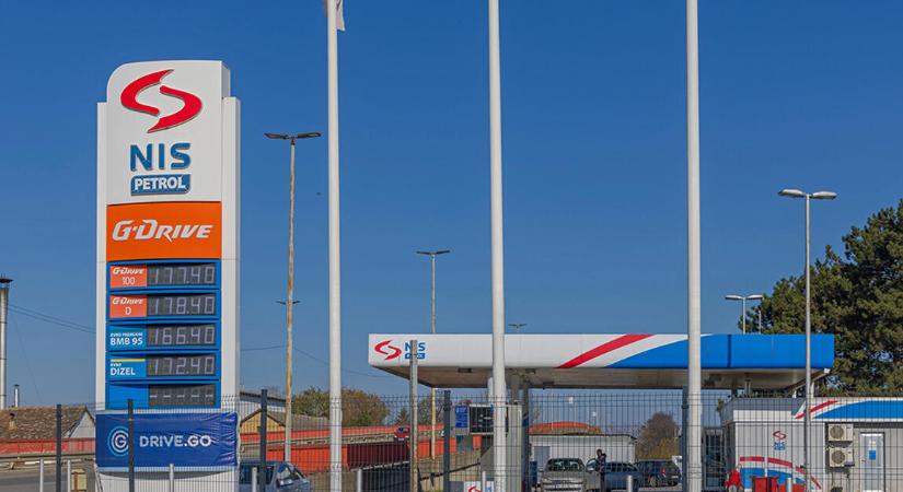 Szerbia szankcionált olajvállalata, a NIS három hónapot kapott vevő keresésére