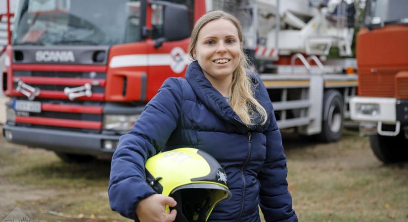 Tűzoltóparancsok és kétgyermekes anyuka