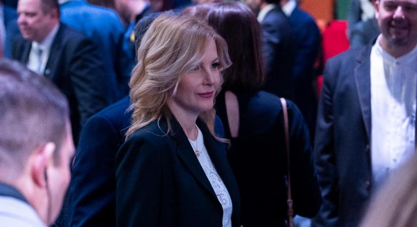 Hadházy Ákos: Várkonyi Andrea másfél milliós Louis Vuitton-szettben ment jótékonykodni