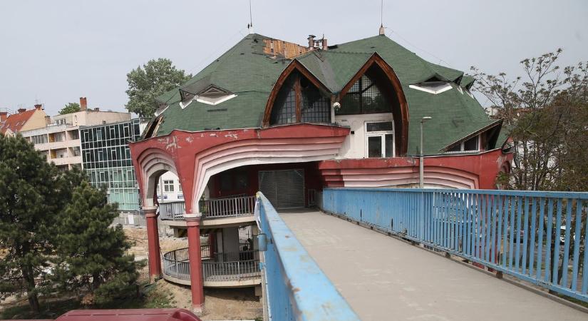 Öt éve adták át a Közlekedési Központot és az Esterházy-hidat – emlékszünk még, milyen volt előtte?