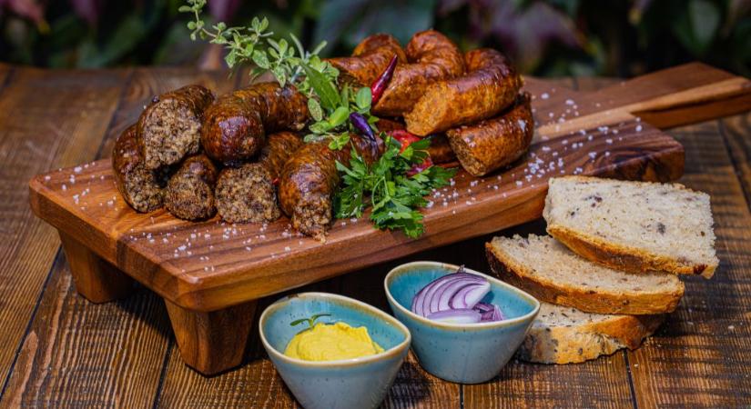 Disznótoros hétvége disznóvágással Versegen