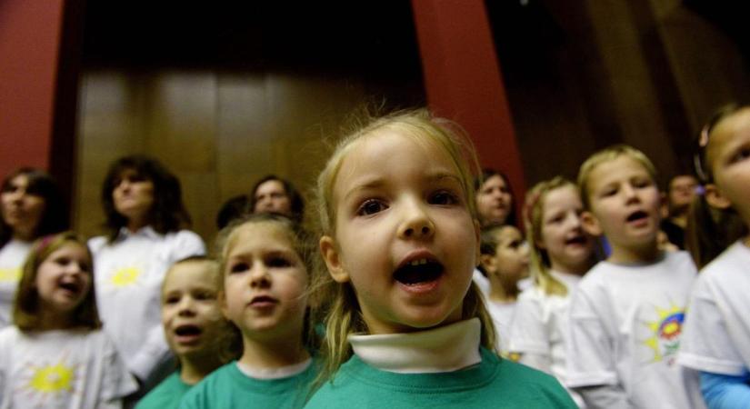 Nyelvtörténeti kihívás igazi kincsekkel – Vigyázat, csak a vakmerőknek!