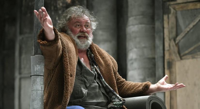 Csuja Imre: Holnap ráküldöm az ösztönt