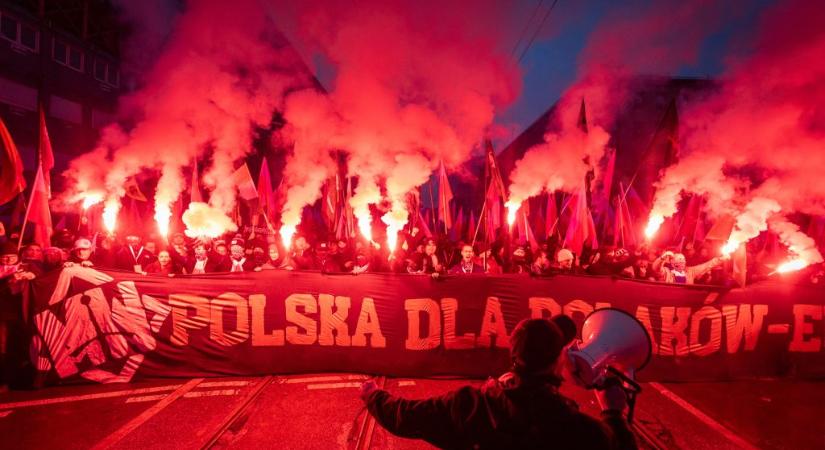 Fényhal, északi fény és varsói tüntetésfény a hét képein