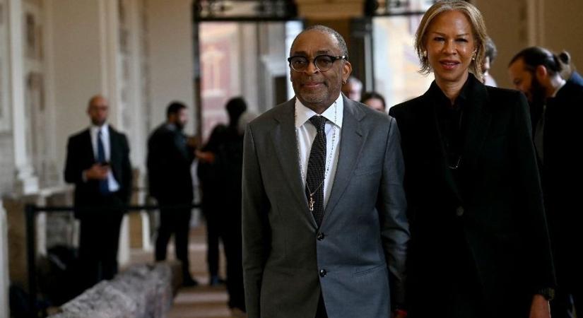 A pápa meghódította Hollywoodot – sztárok lepték el a Vatikánt!