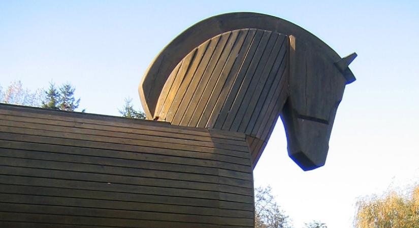 Török Gábor furcsa párhuzamot lát a miniszterelnök interjújában