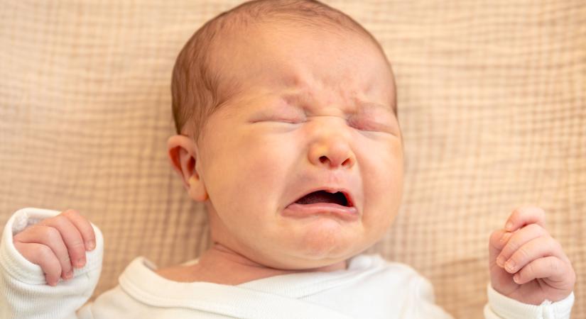 A szoboszlói csecsemő majdnem belehalt a bántalmazásba