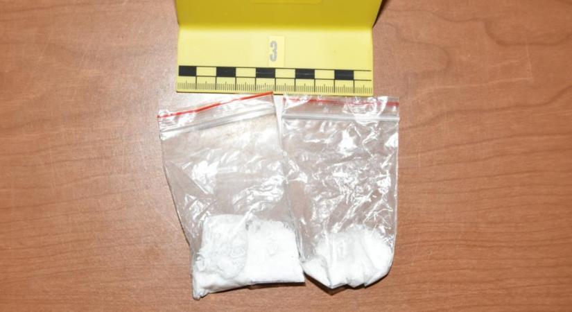 Két napig volt drogkirálynő a testvér