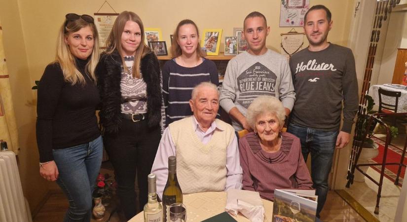 90. születésnapja alkalmából köszöntötték Imre bácsit Csepregen