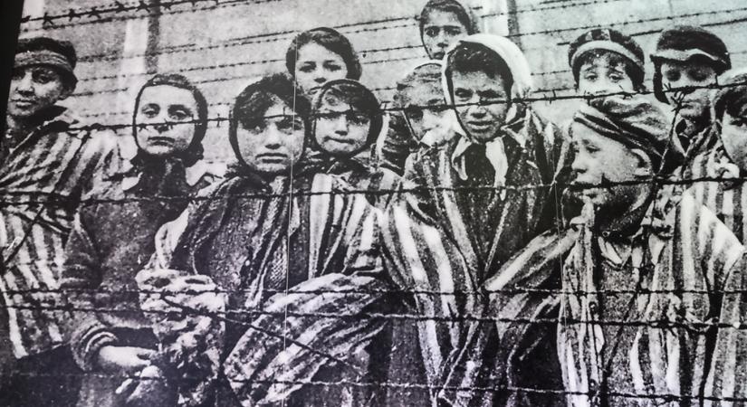 A lengyelek Németországban árulták volna ki a meggyilkolt zsidók emléktárgyait