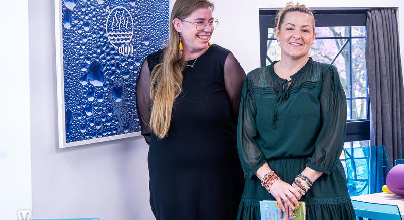 A Bizzencsek varázslatos világába kalauzolt Szombathelyi Noémi kötete