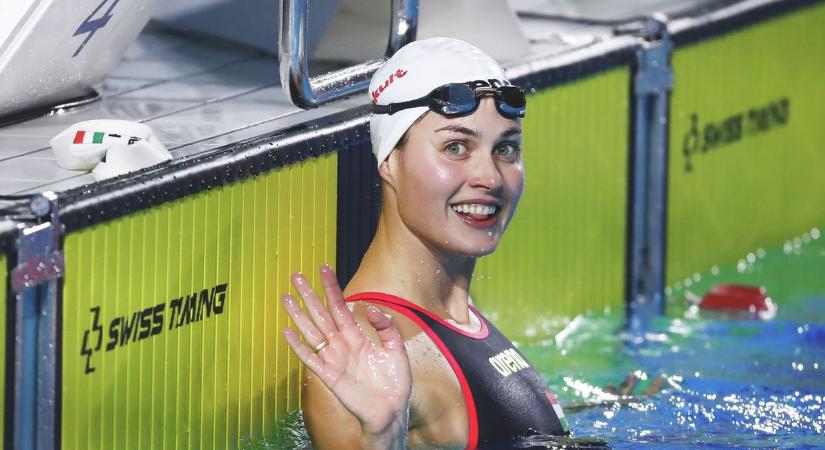 Nem lehet levenni róla a szemet: Jakabos Zsuzsa megmutatta a legdögösebb planket! – VIDEÓ