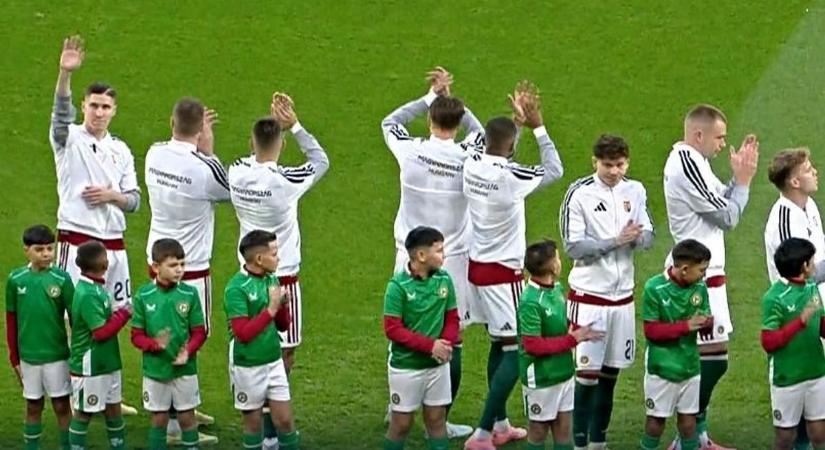 Fotón a zsirai általános iskolások Szoboszlaiékkal