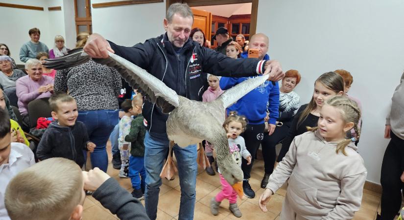 Márton-napi családi vigasság töltötte meg a megyercsi kastélyt