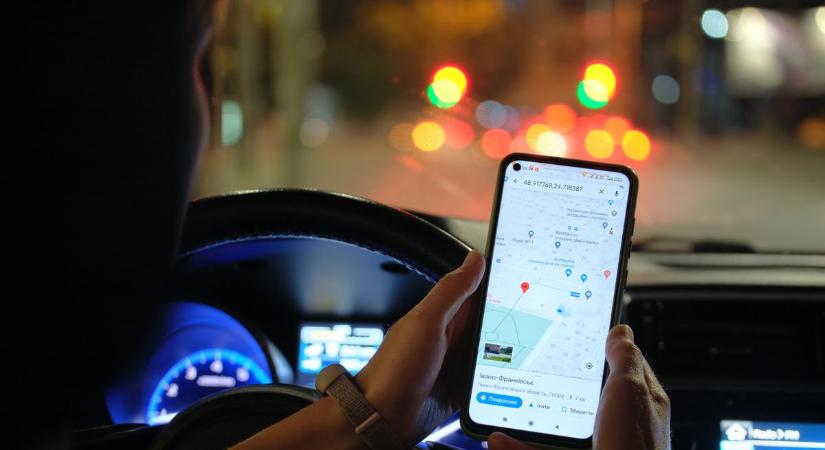 Megújult a Google Térkép: olyan funkció érkezett, amit az autósok régóta vártak
