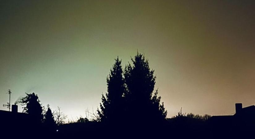 Felderengett a sarki fény Mosonmagyaróváron