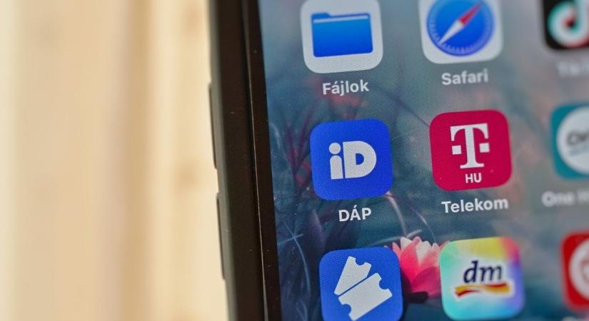 Berobbant a Digitális Állampolgár: milliók intéznek mindent egy gombnyomással