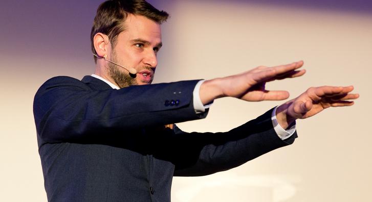 Danny Blue elárulta, hogyan lát bele a gondolatainkba